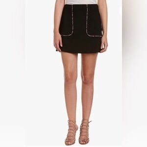 EUC BCBGeneration Women's Contrast Piping Black Mini Skirt in size 4!!